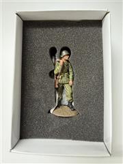 W. Britain U.S. 101st Airborne Infantryman in M-43 No.1 Winter 1944-45 Figure